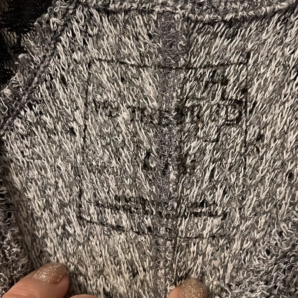 𝅺we The Free black and gray lace top size L - Picture 2 of 6